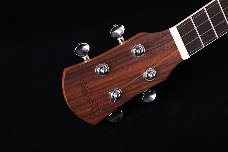 Caesar US-C60 26" Tenor Solid Top Ukulele w/ Bag