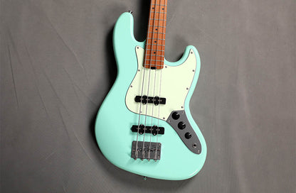 Sqoe SJB600 Jazz Bass Guitar, Mint Green