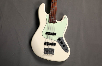 Sqoe SJB600 Jazz Bass Guitar, Olympic White