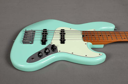 Sqoe SJB650 5-String Jazz Bass Guitar, Mint Green