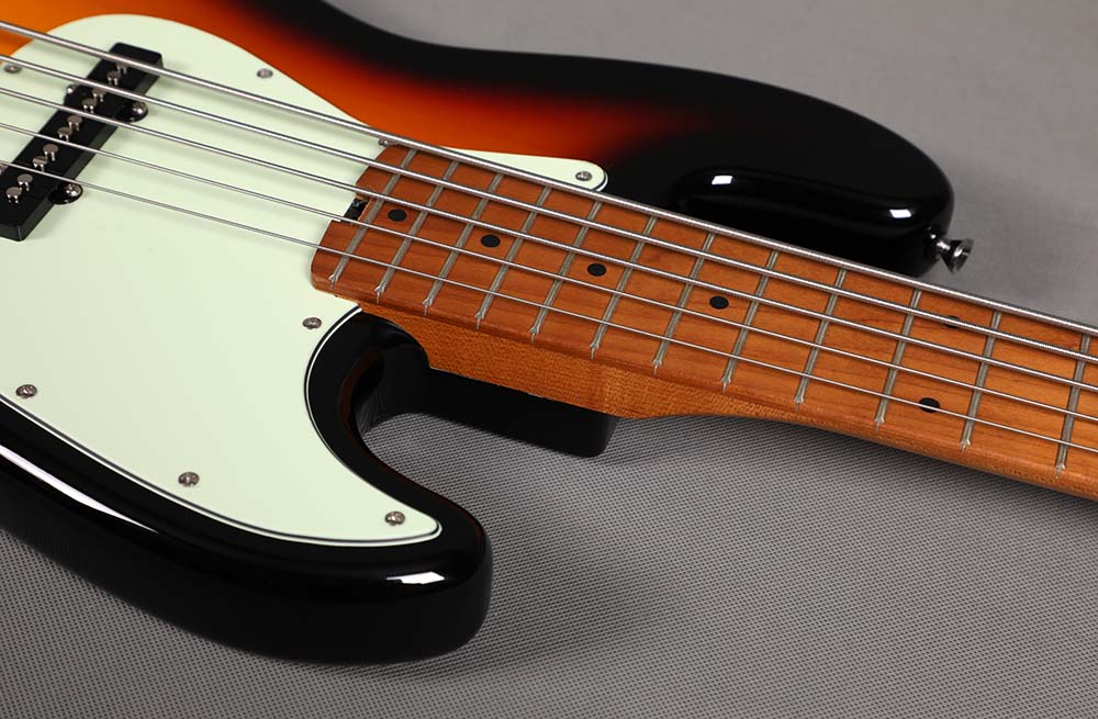 Sqoe SJB650 5-String Jazz Bass Guitar, Sunburst