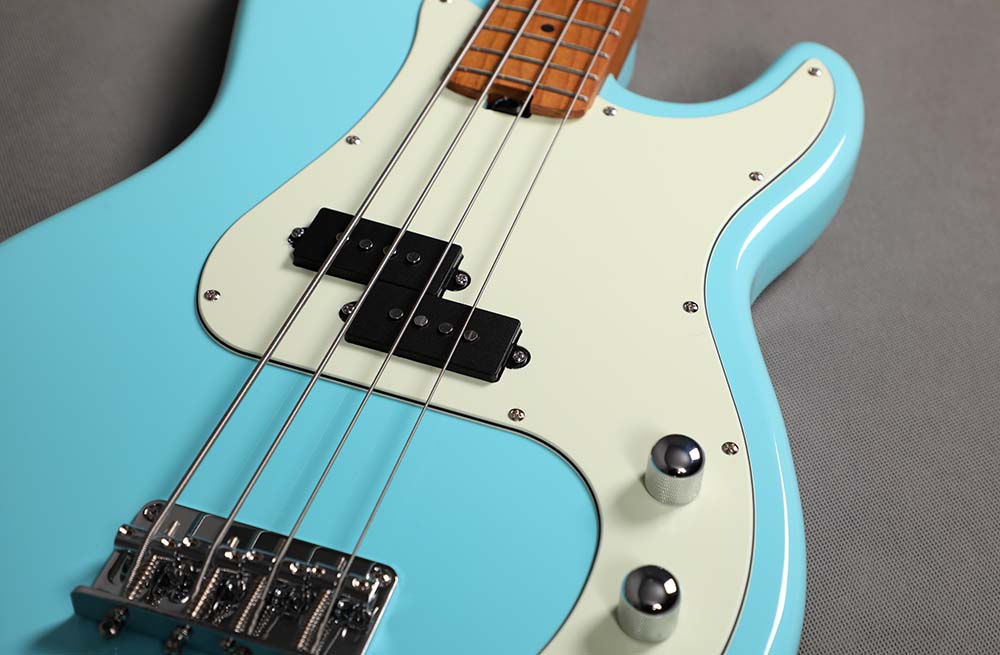 Sqoe SPB600 Precision Bass Guitar, Sky Blue