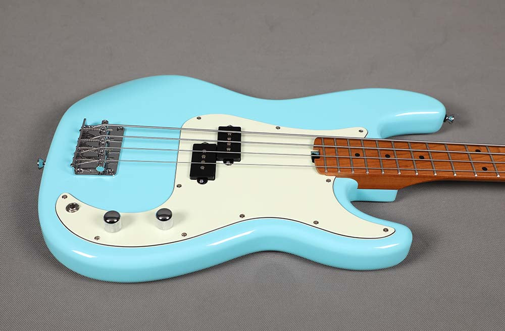 Sqoe SPB600 Precision Bass Guitar, Sky Blue